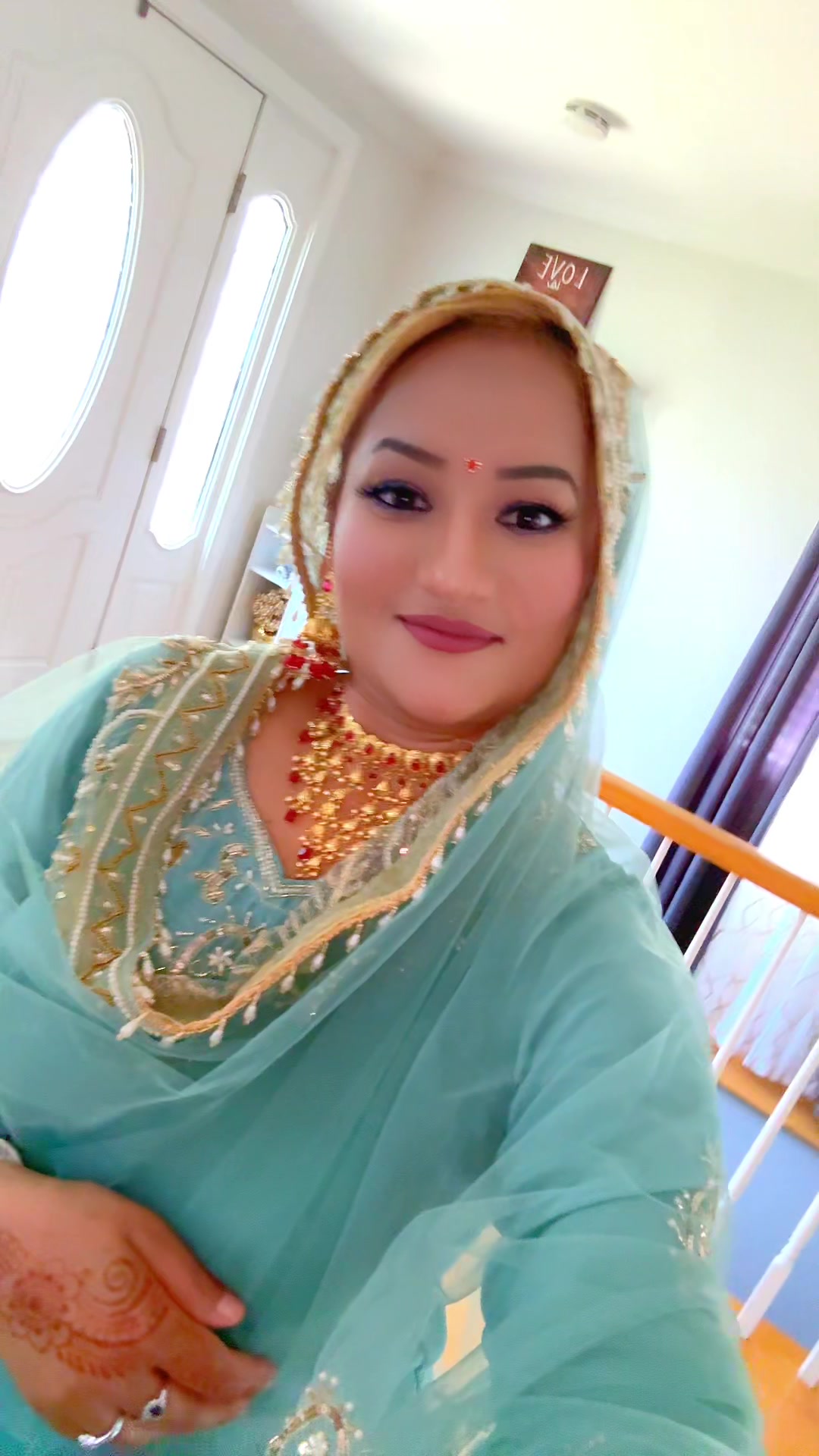 @kaur.M