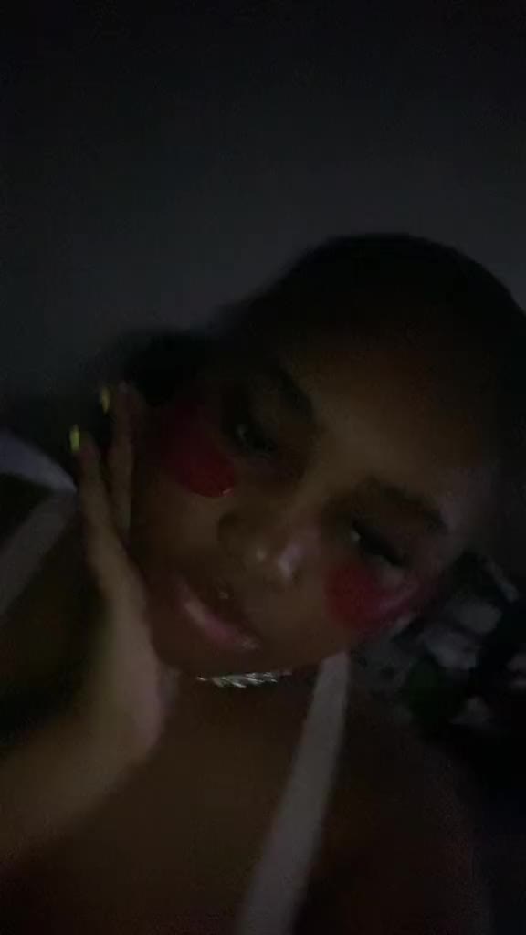 @queenb