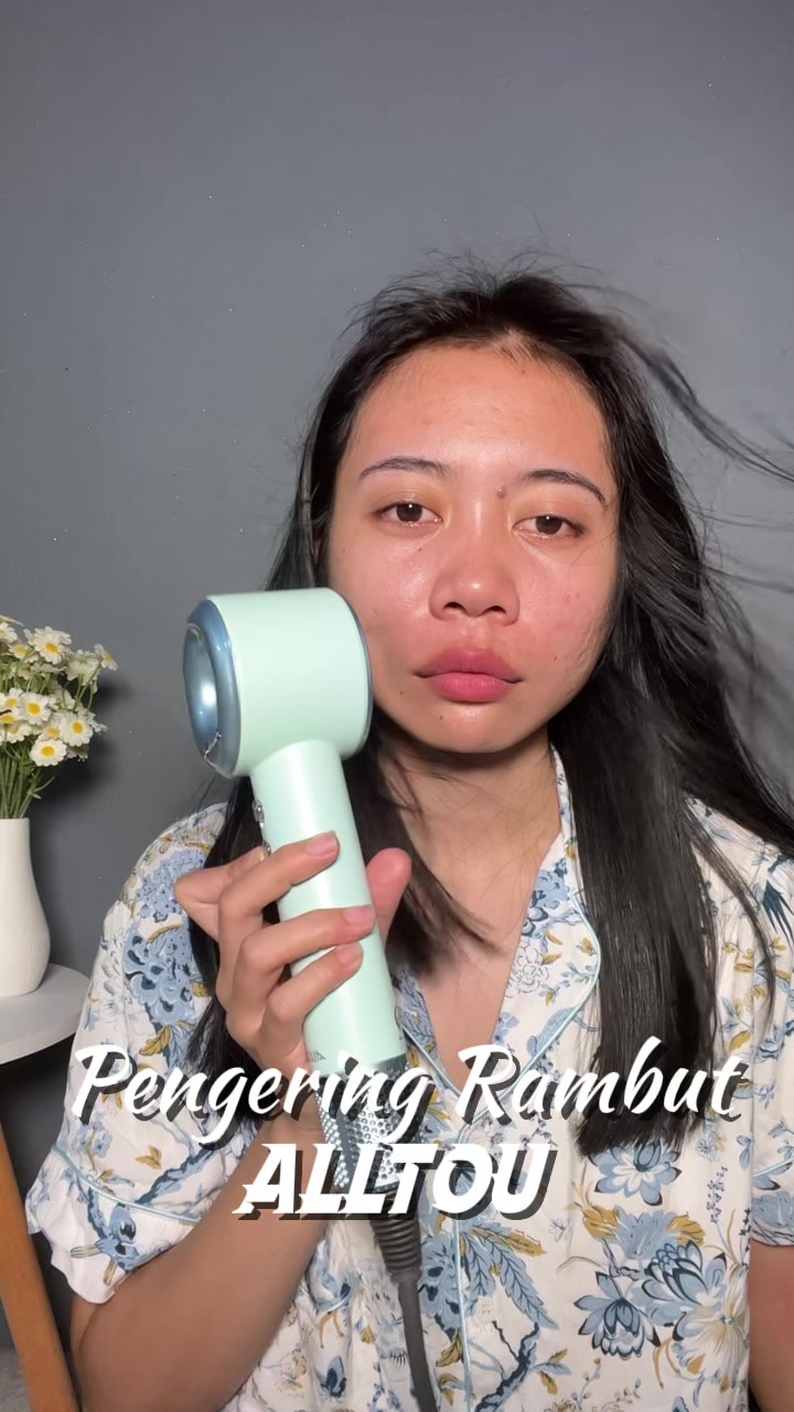 @mr_
