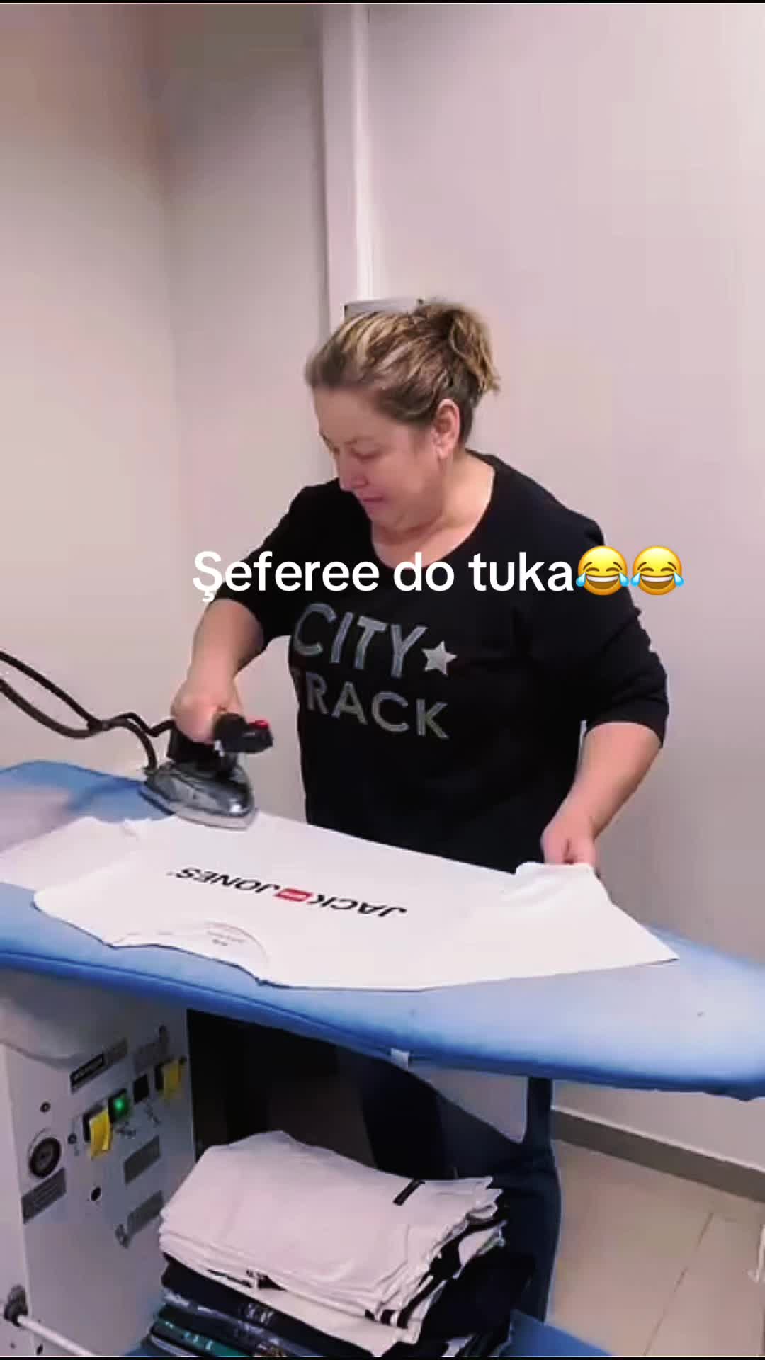 @gul08