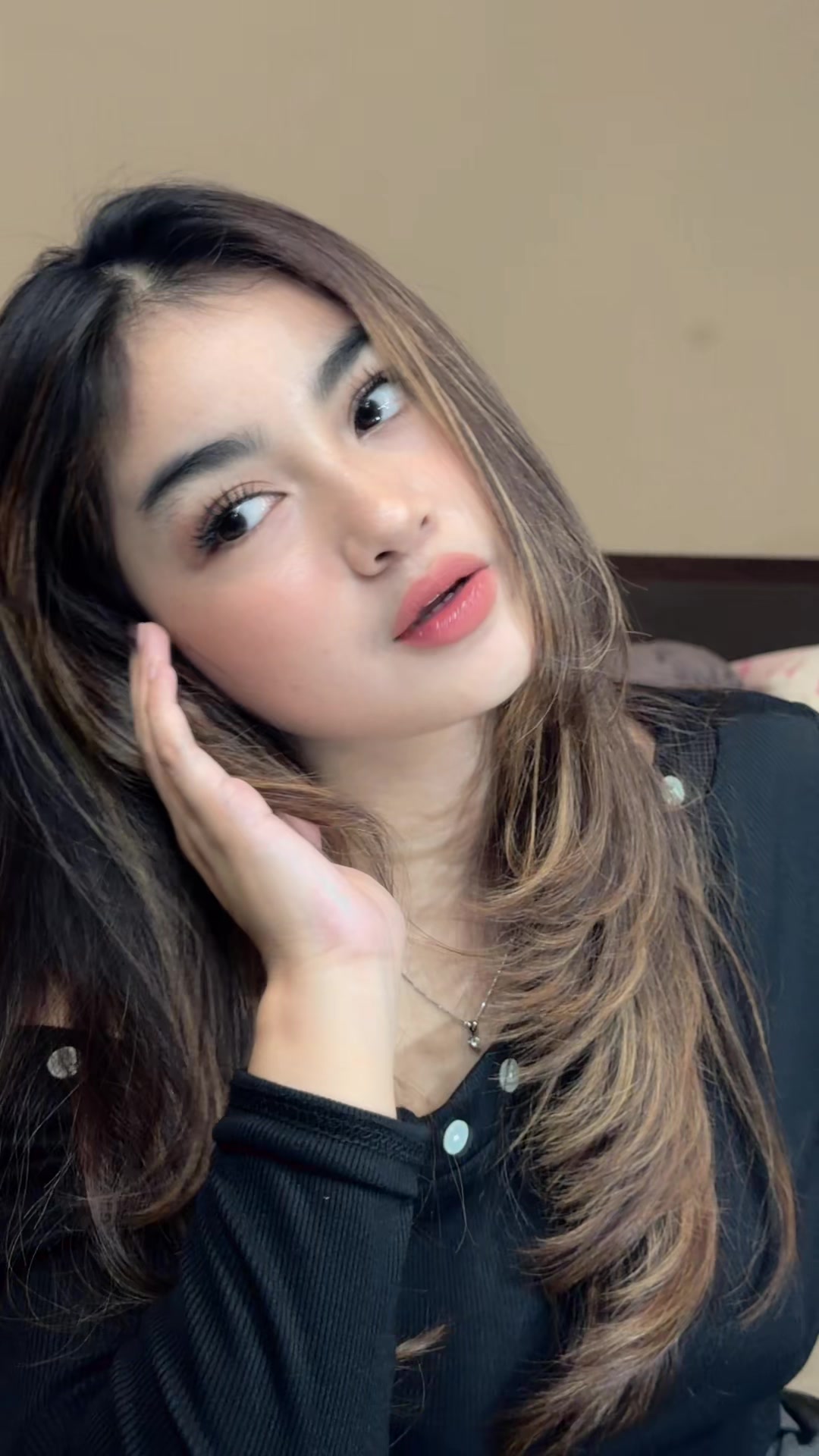 @Nadhieraa