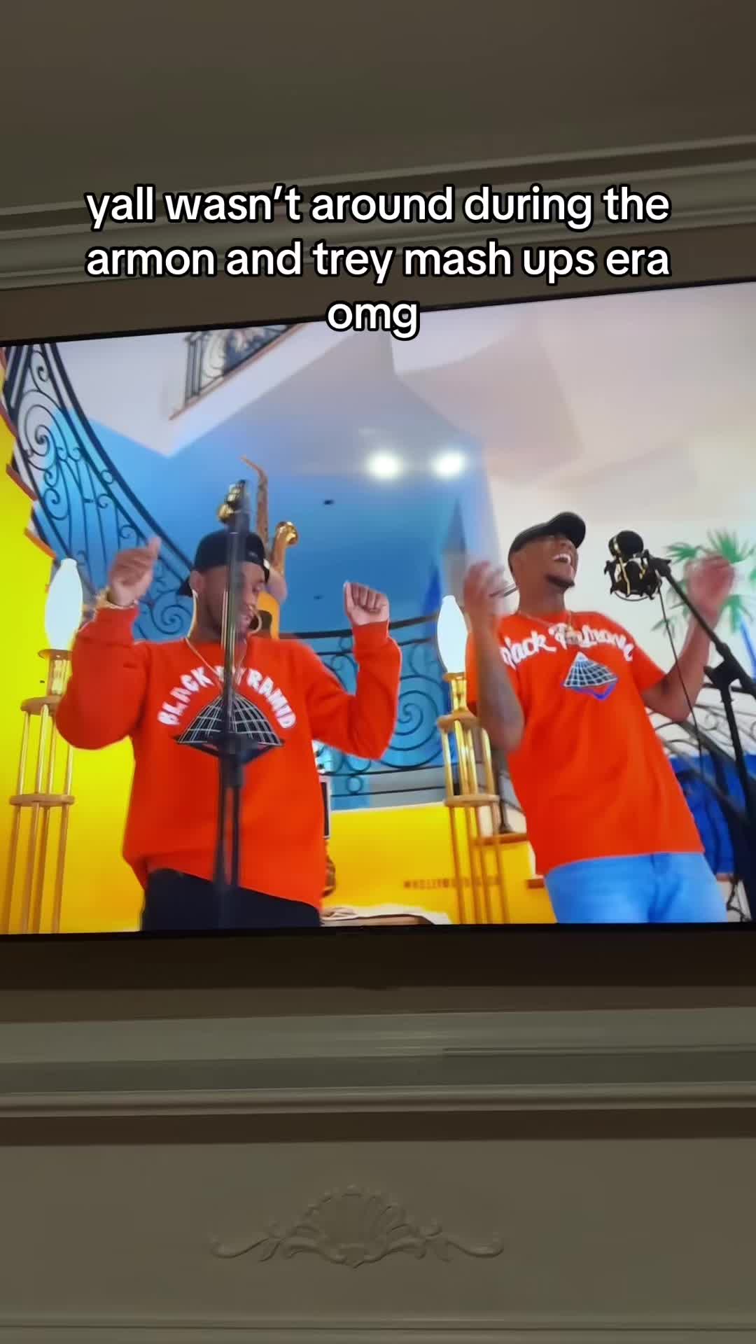 @ella b.