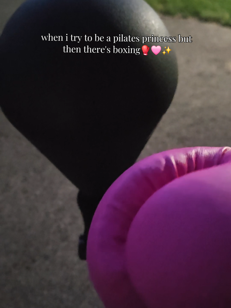 @C A R L A G. ✨️💖