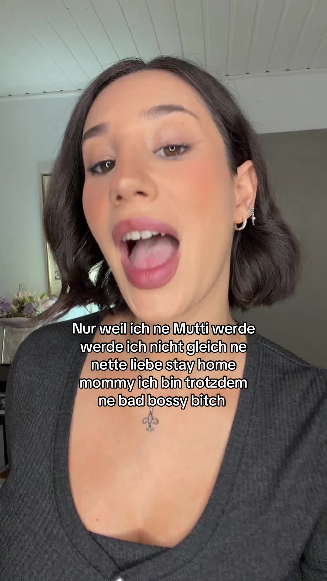 @Ellisha_Liciouz