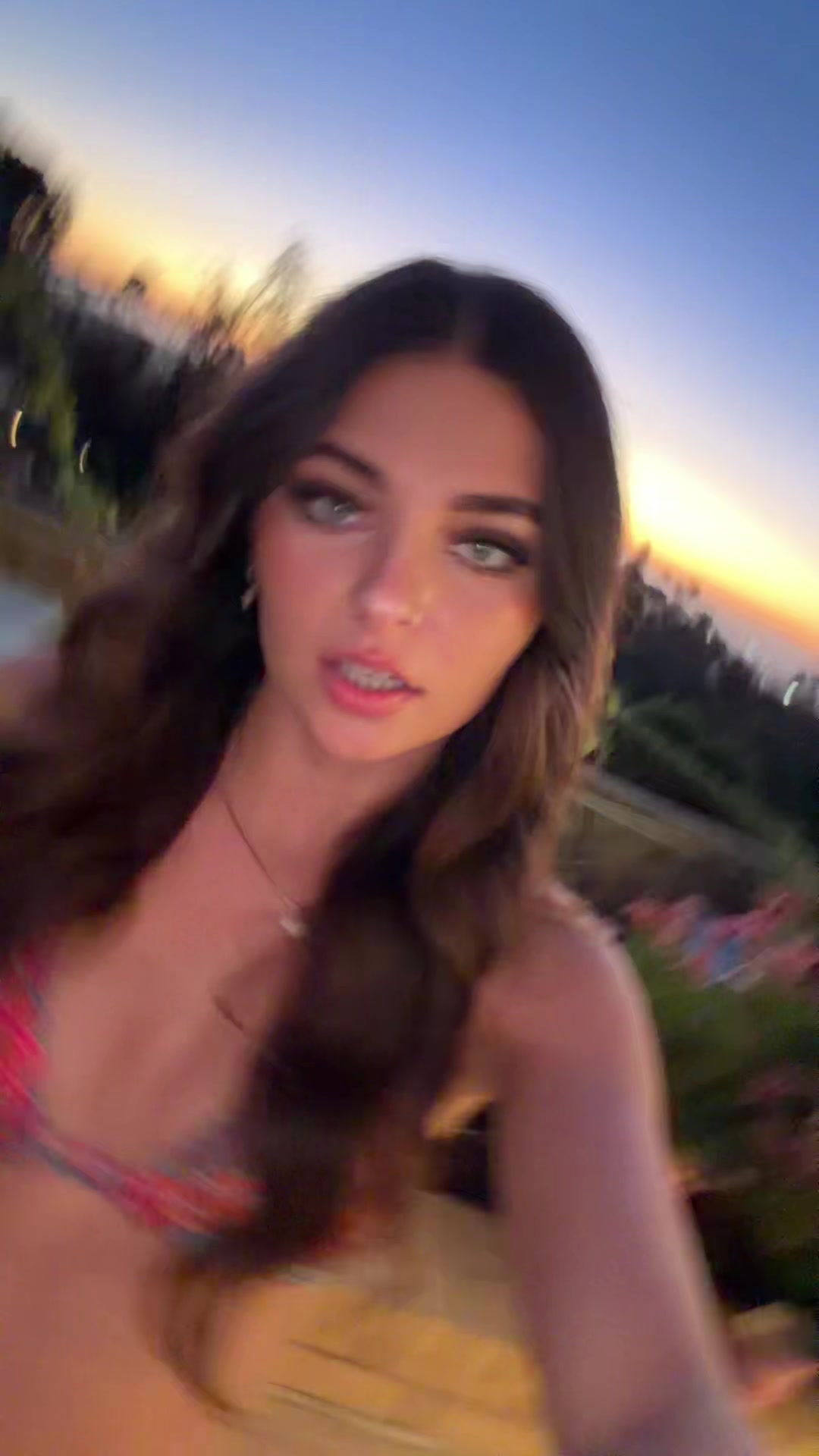 @𝐿𝑒𝓍𝒾 𝒴𝑜𝓊𝓃𝑔𝒷𝓁𝑜𝑜𝒹