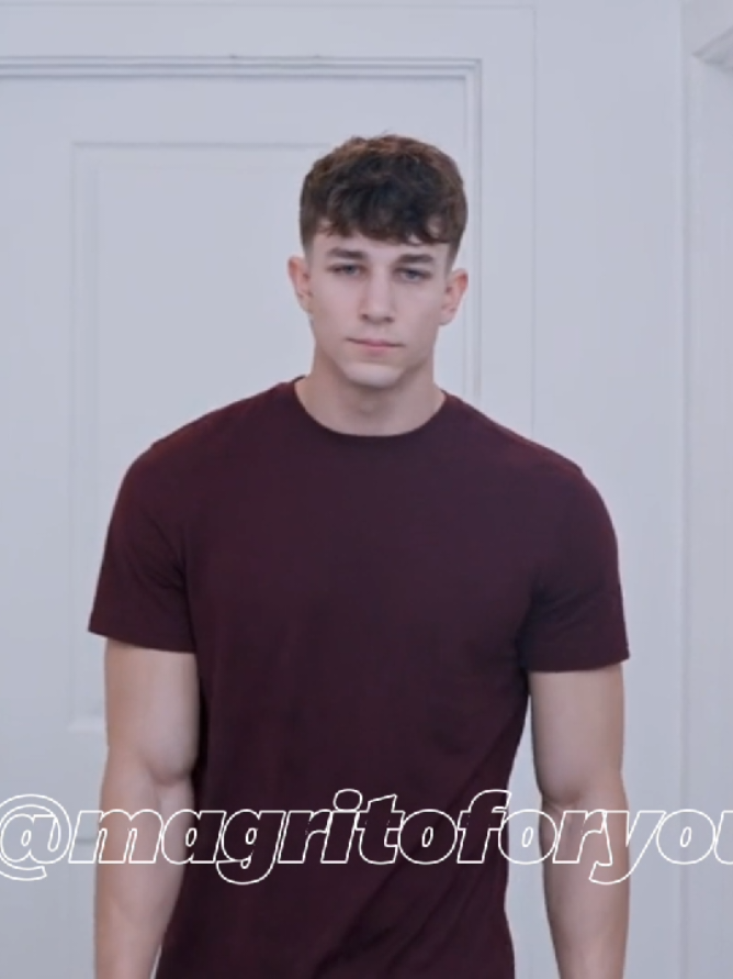@𝗟𝗼𝘃𝗶𝘁𝗼