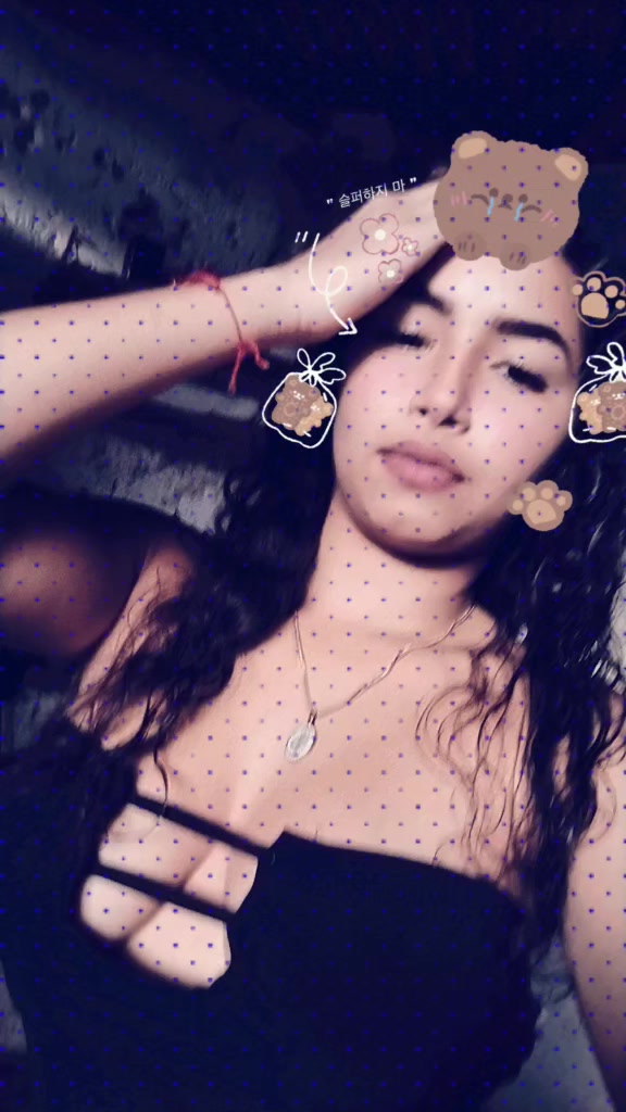 @Valentina♡