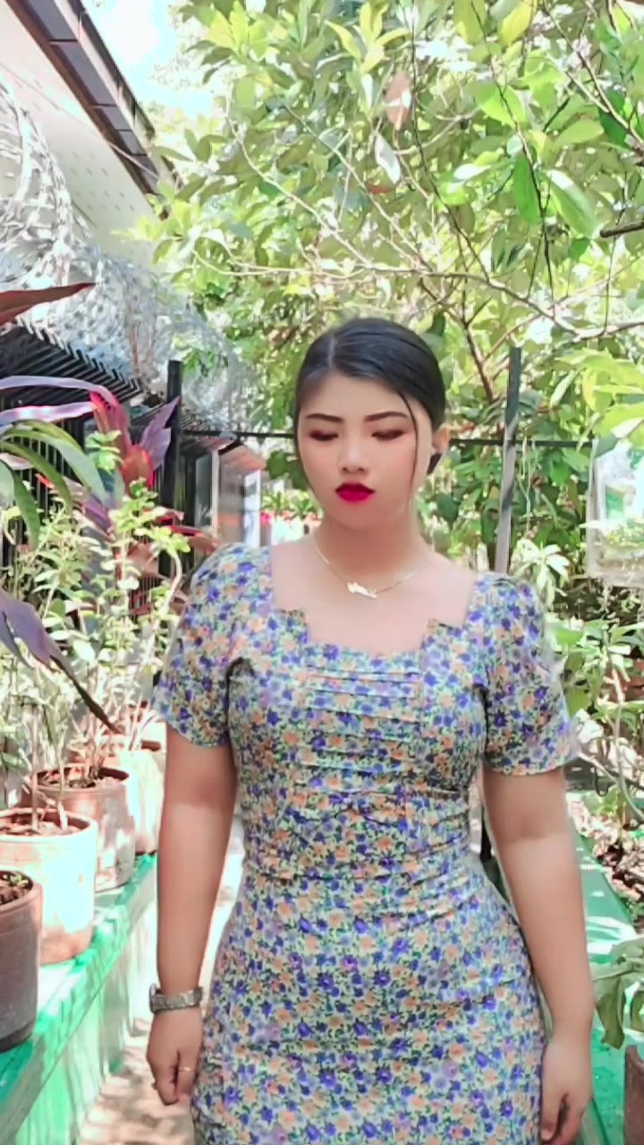 @🌺 Khin Kyae Hmone San 🌺