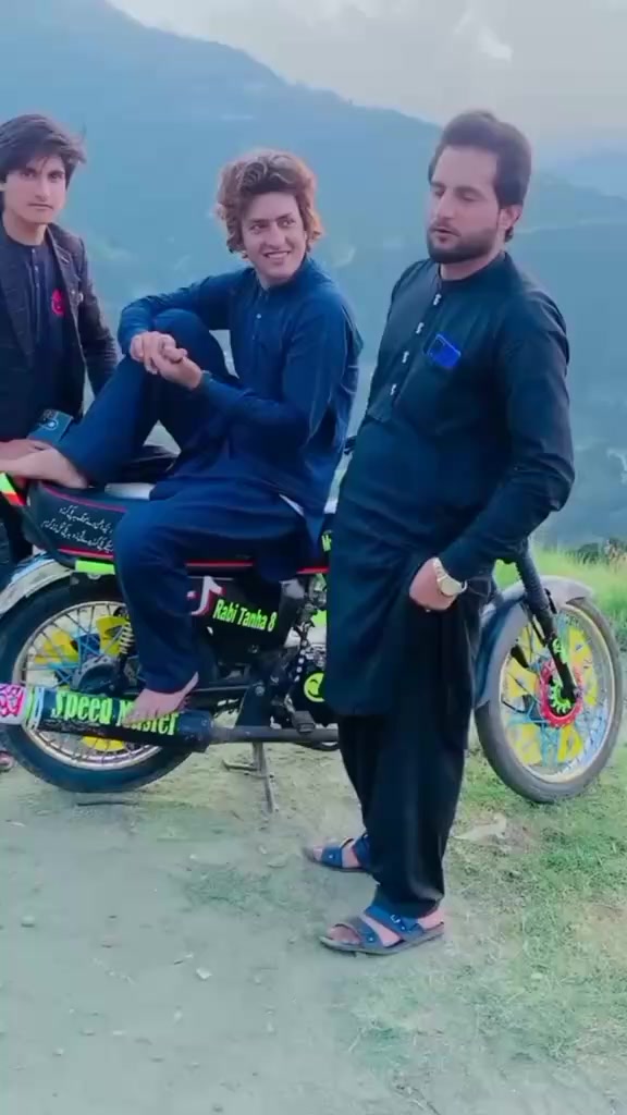 @FaZaL WaHaB 50