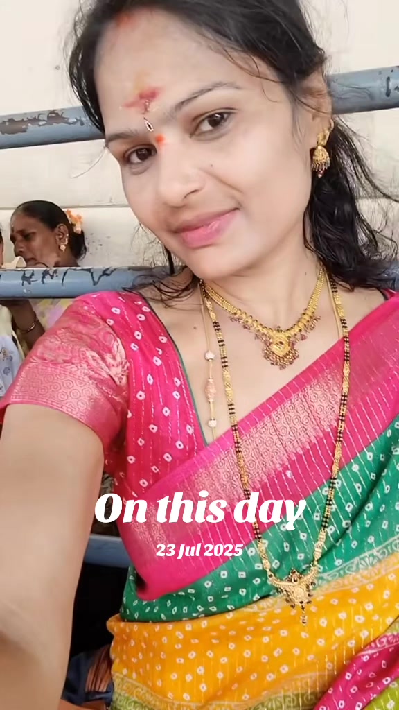 @DUBAI LO RADHA