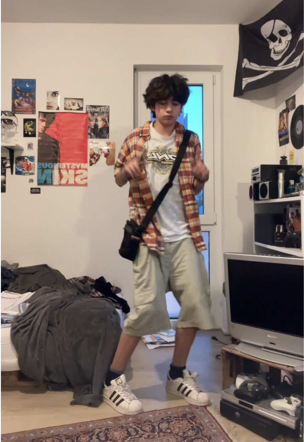 @:P