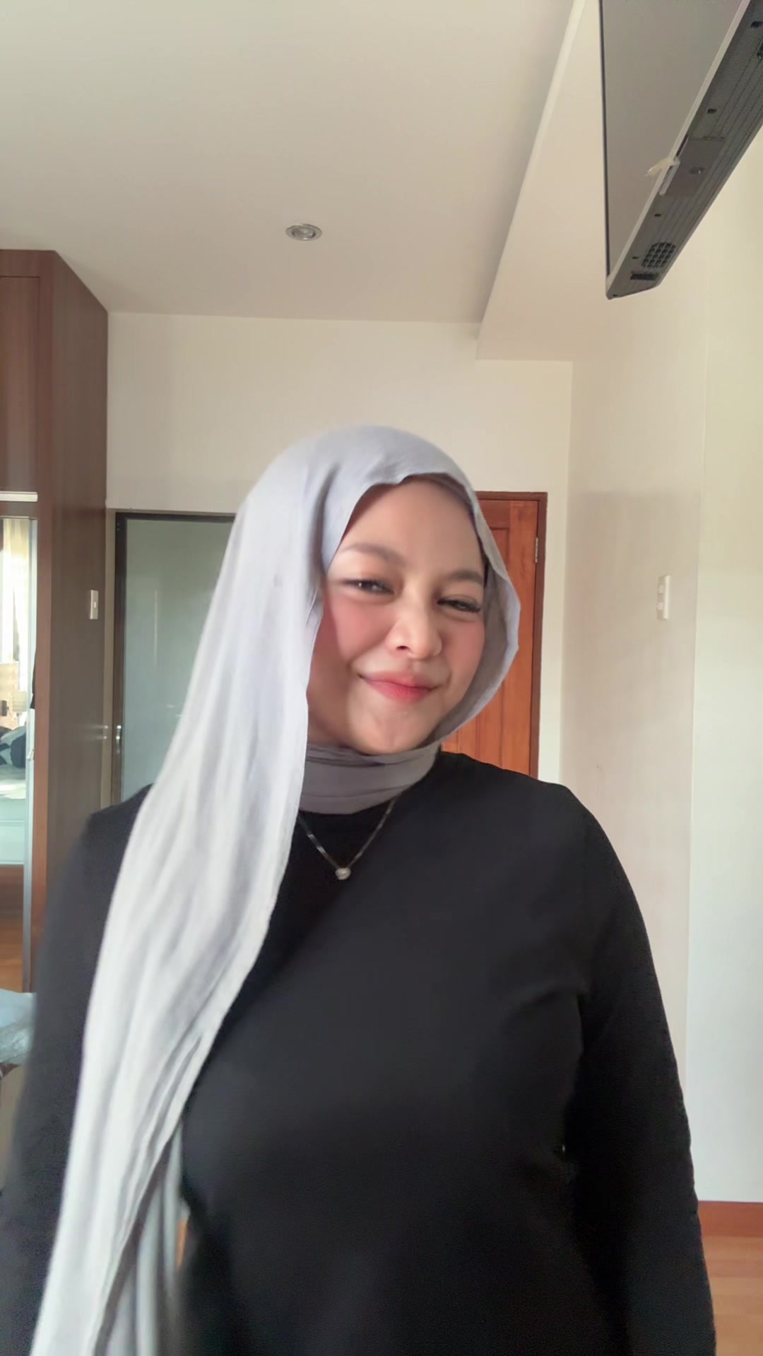 @Clara