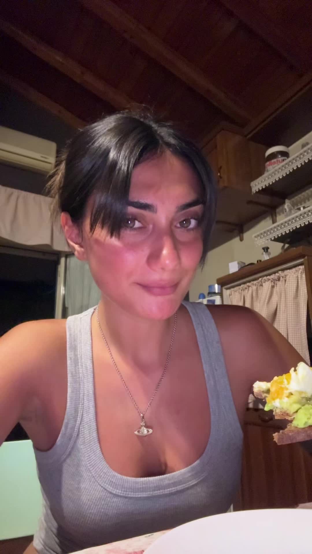 @Lauræn