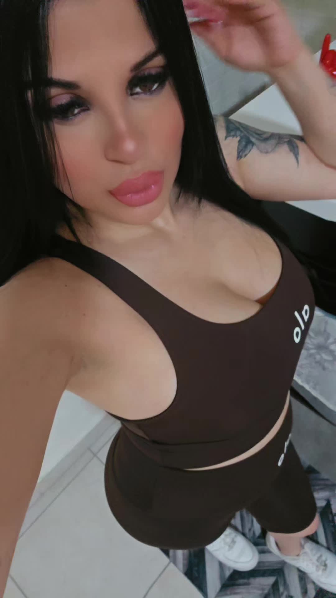 @✨️🖤Malasanta🖤✨️