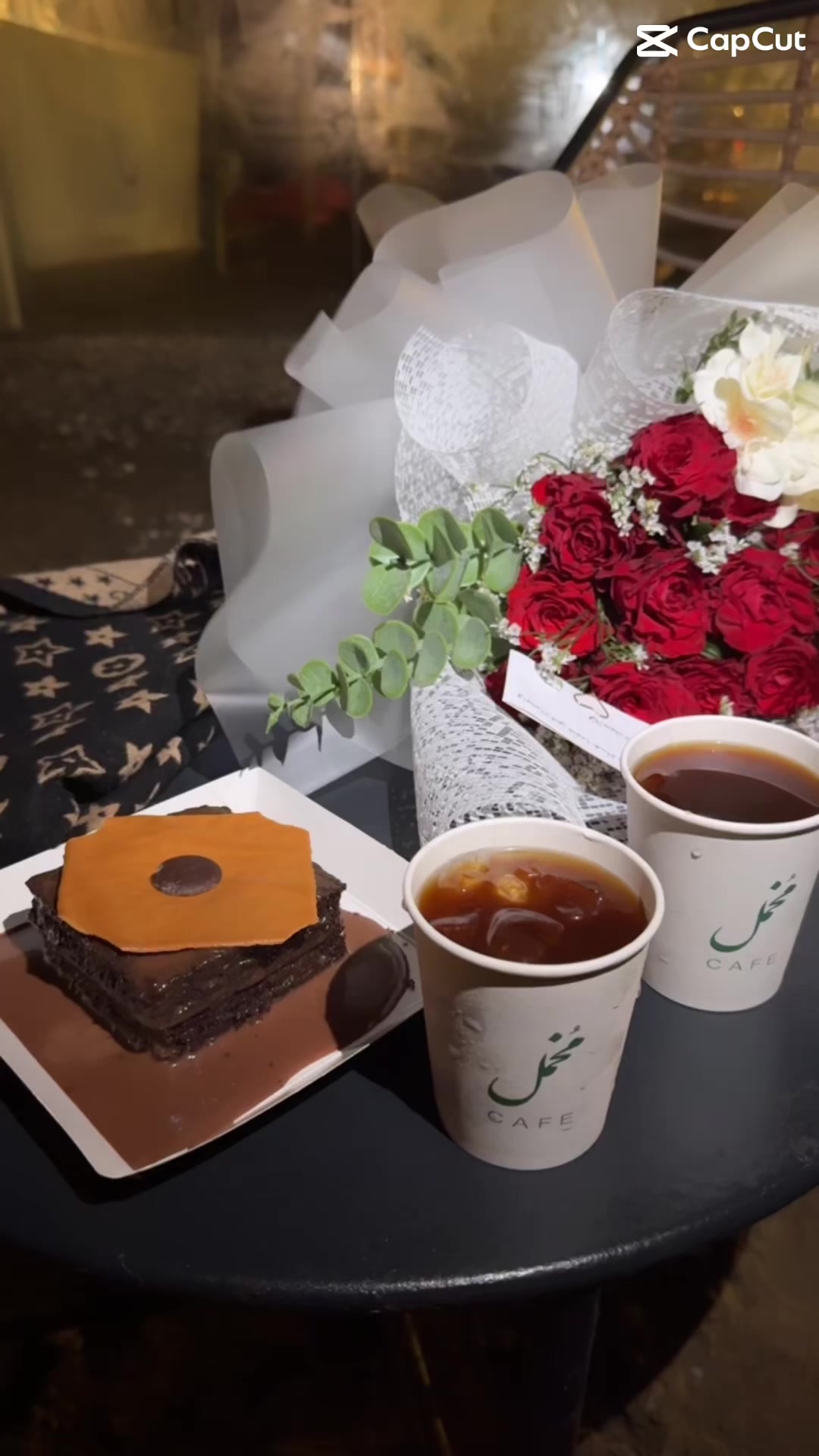 @إيمان ابوعزام ميكب ارتست