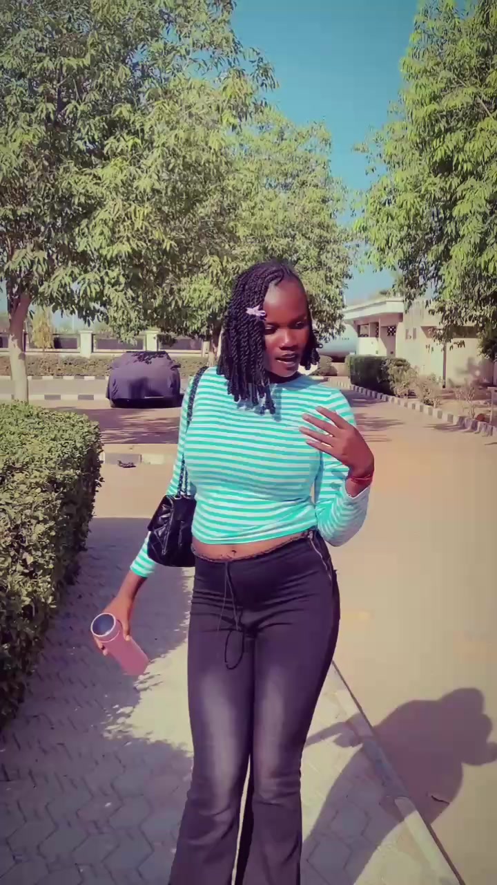 @🍫BLESSING🥺🖤
