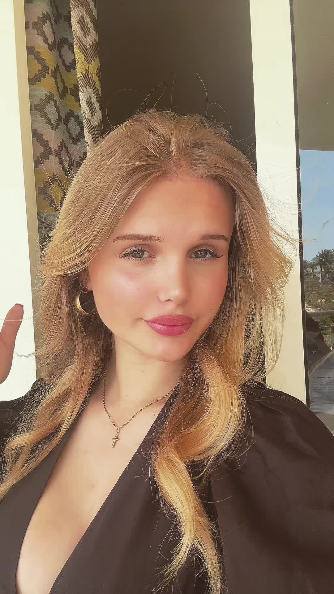 @Leni