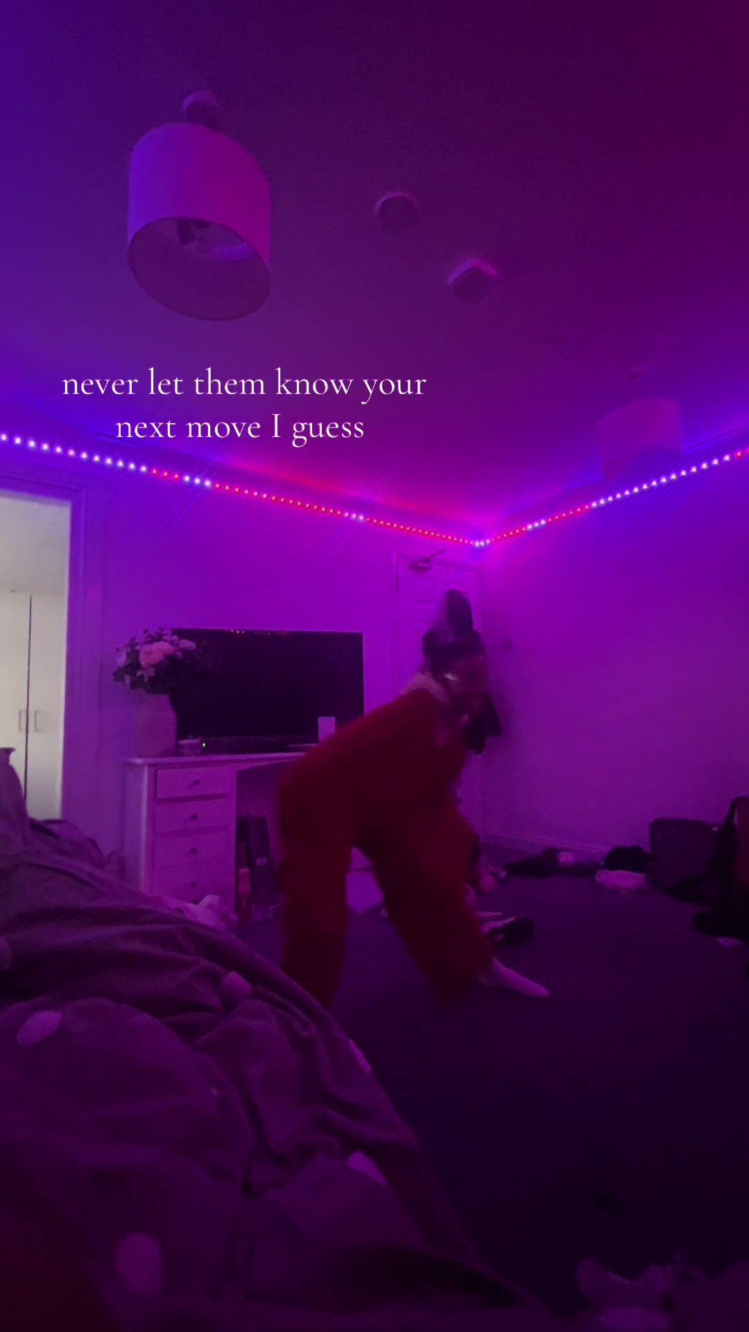 @shani x