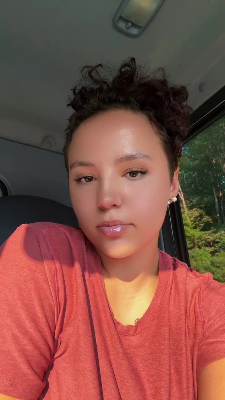 @indianmora