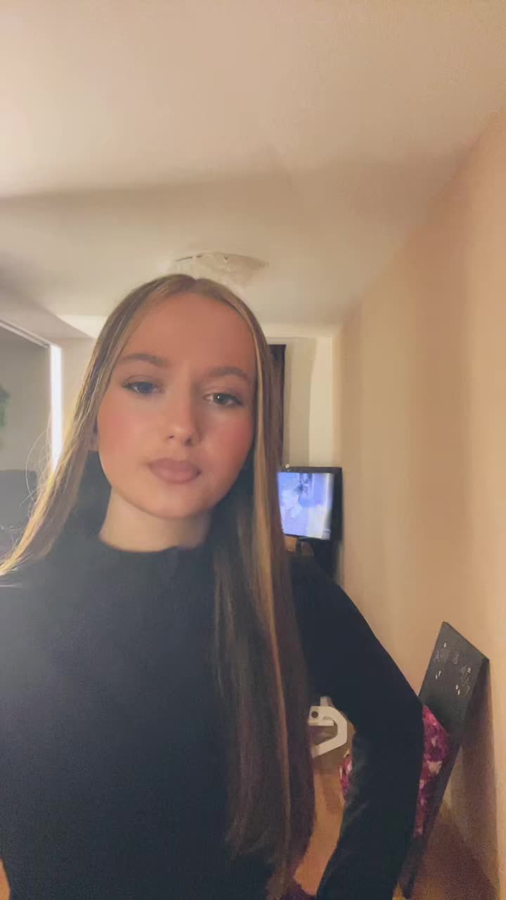 @🫐