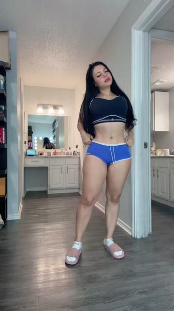 @La nalgona