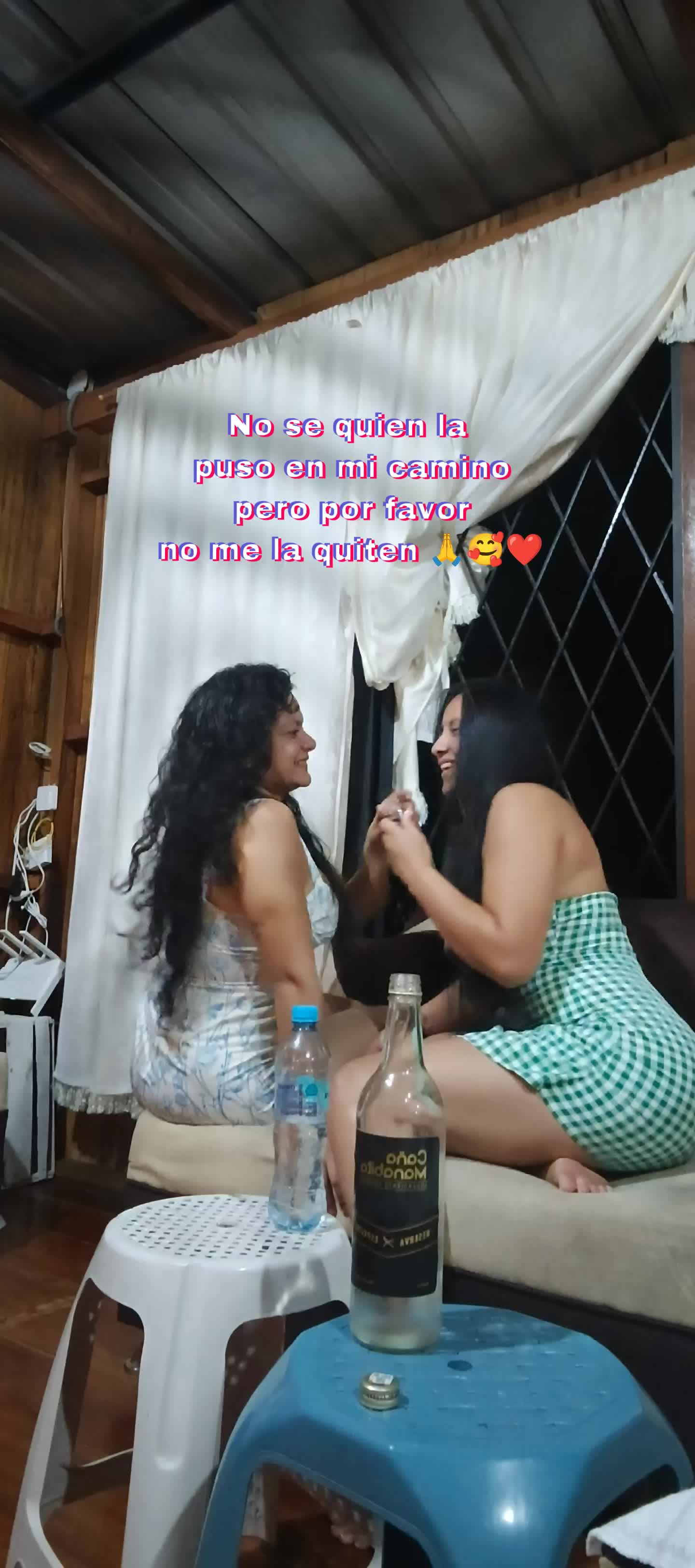 @Pao 🌹❤. Te sigue