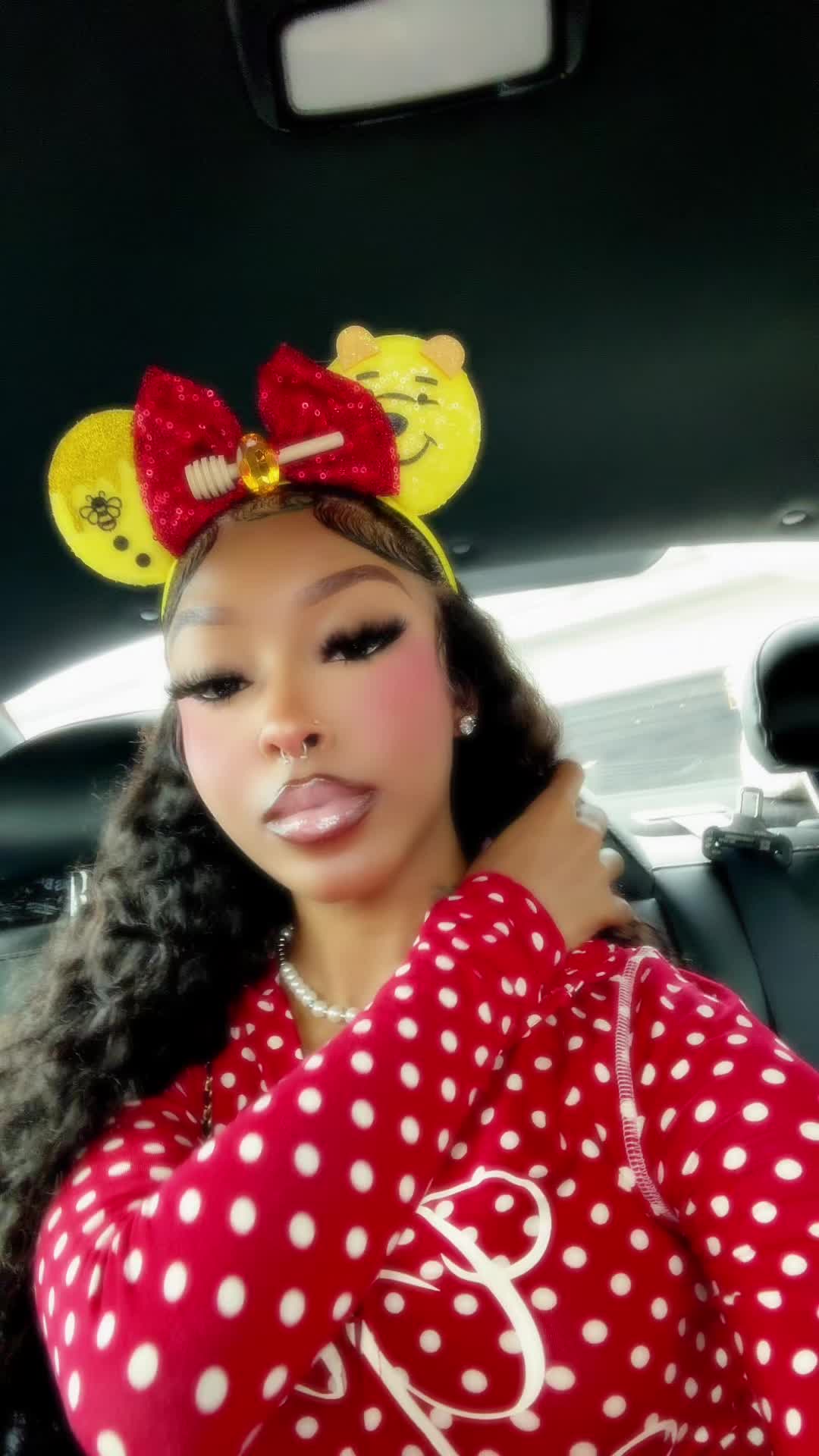 @aniyahmenzell