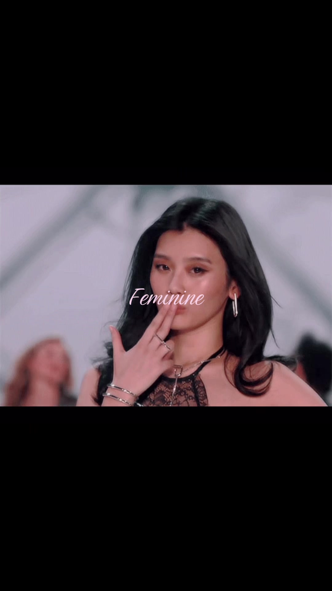 @𝐖 𝐎 𝐌 𝐀 𝐍 𐙚