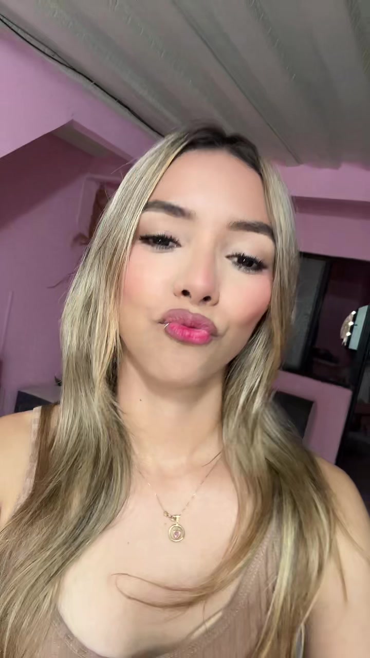 @Paola López