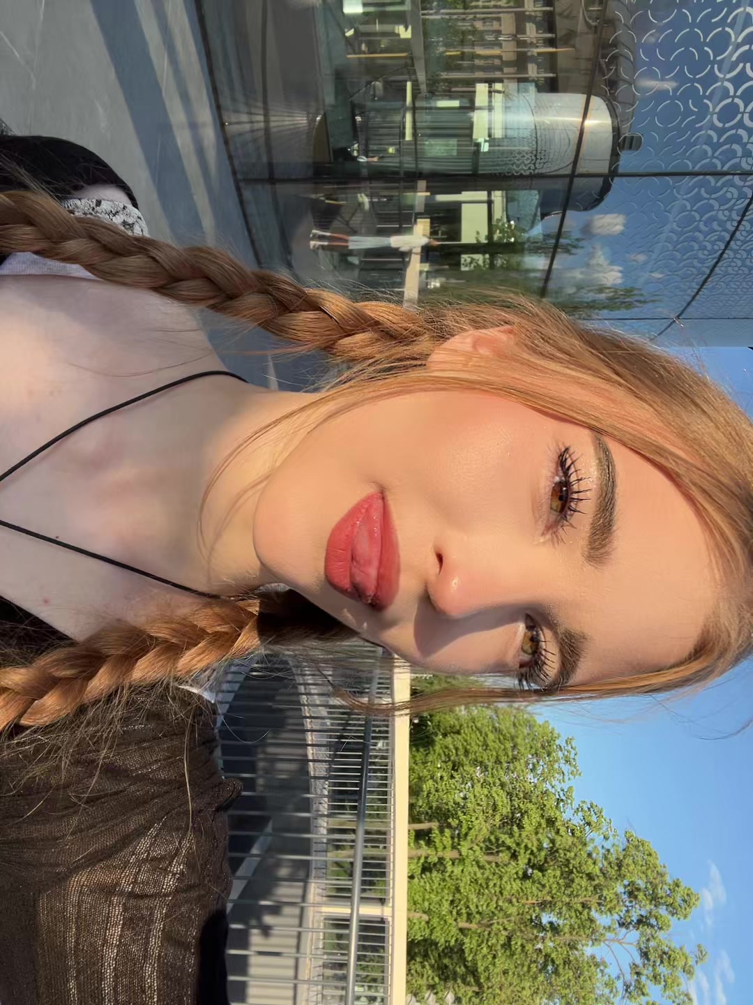 @мельникова
