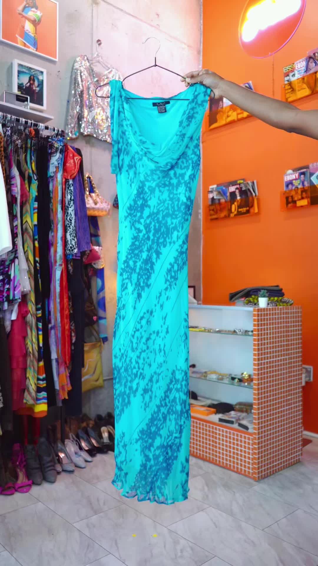 @NelloVintage