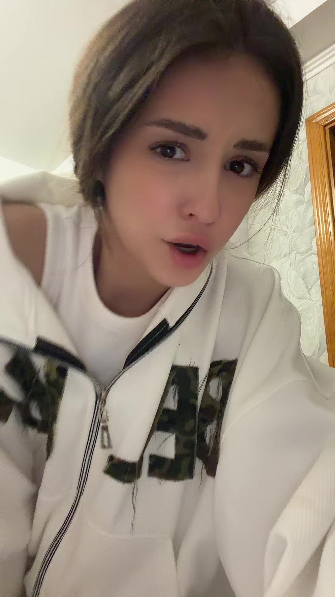 @uuhvfhn