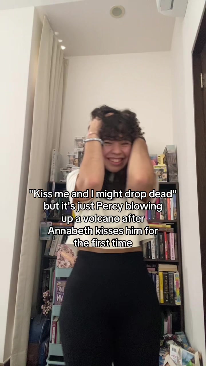 @tales.of.a.shortgirl