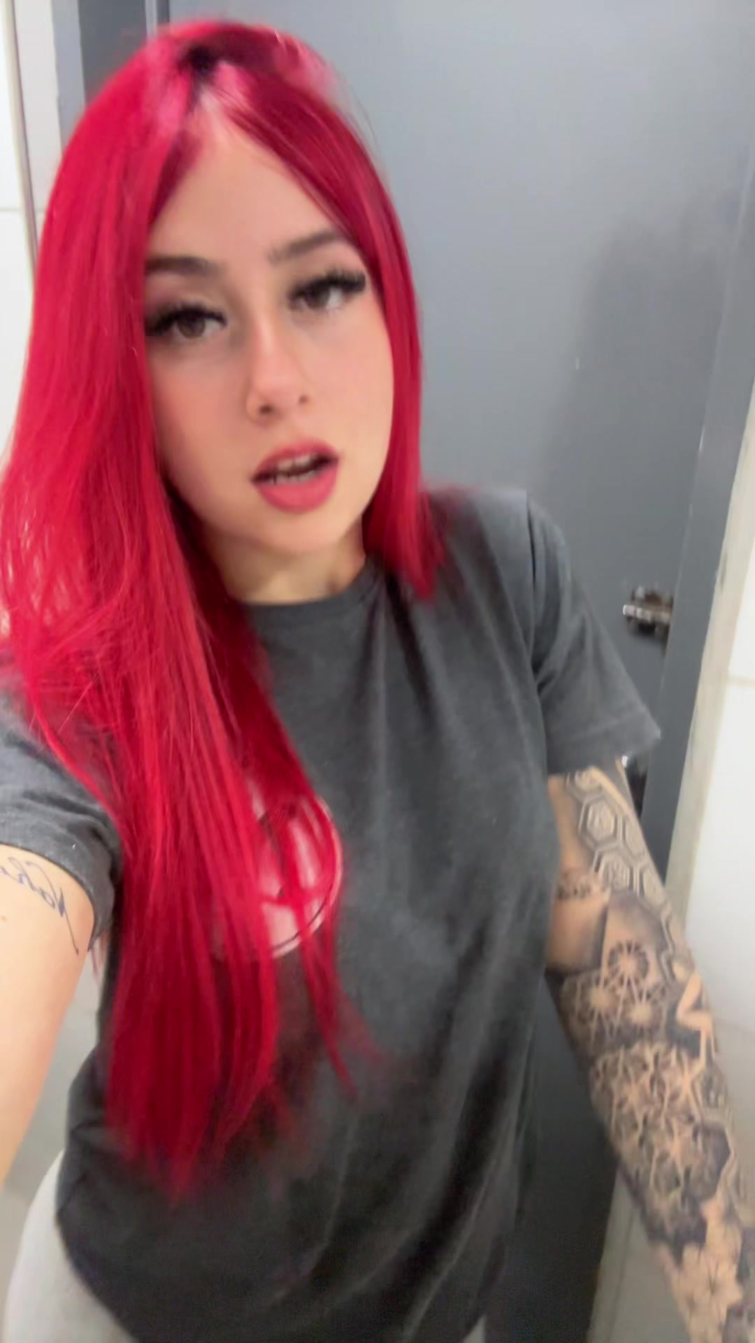 @Yaquii