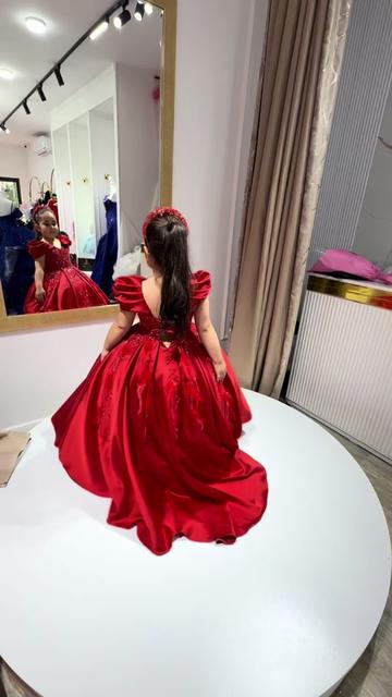@Isabella Couture