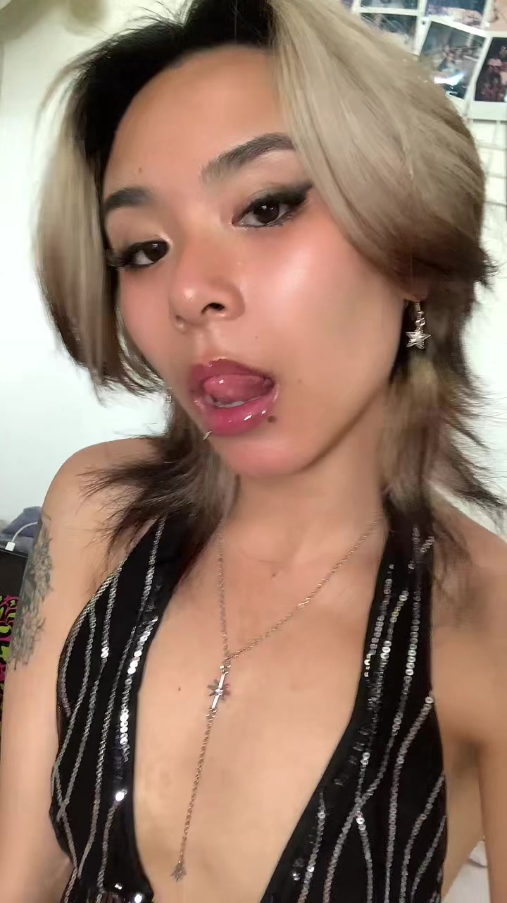 @trinaatea