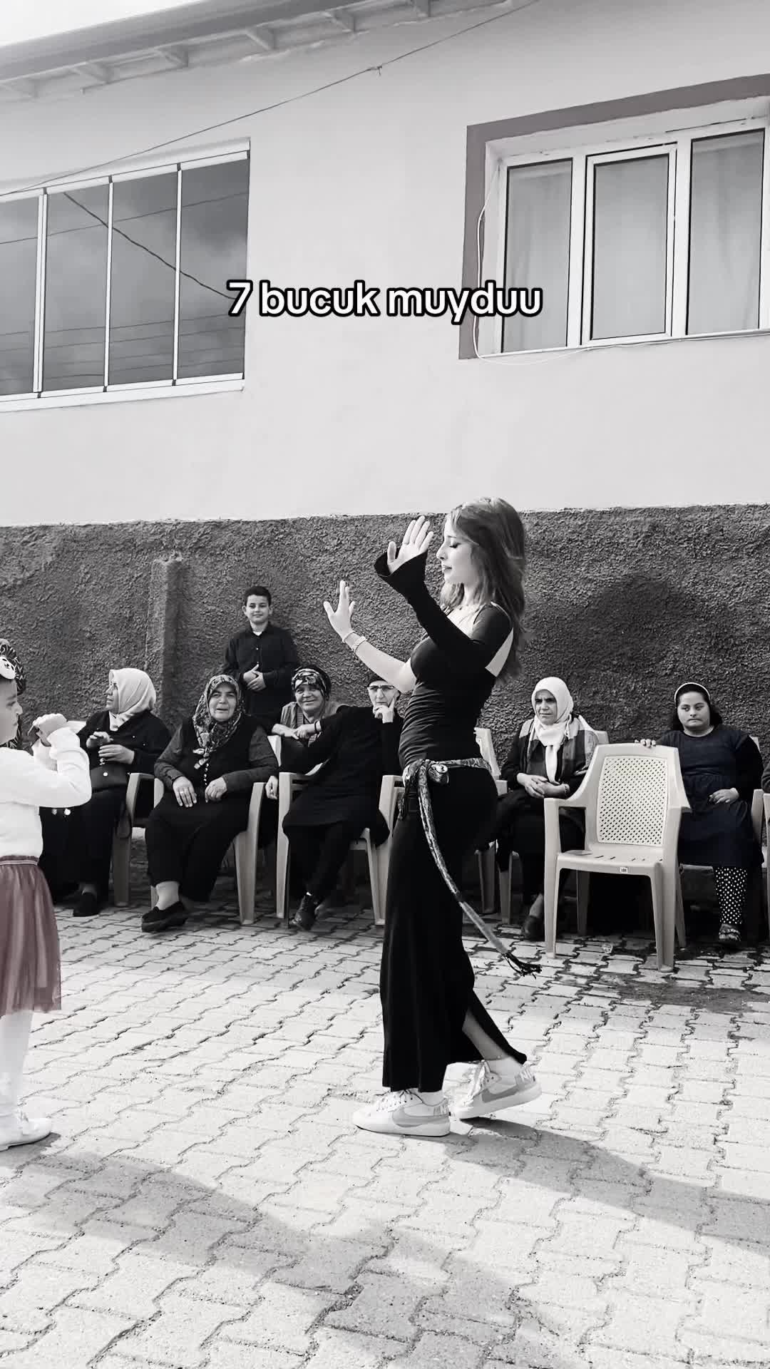 @𝒟✶𓃭
