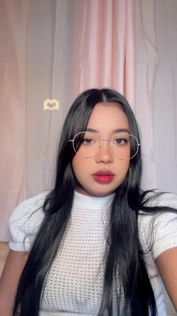 @𝕆𝕤𝕞𝕒𝕣𝕪𝕤 𝔻𝕔🌻✨