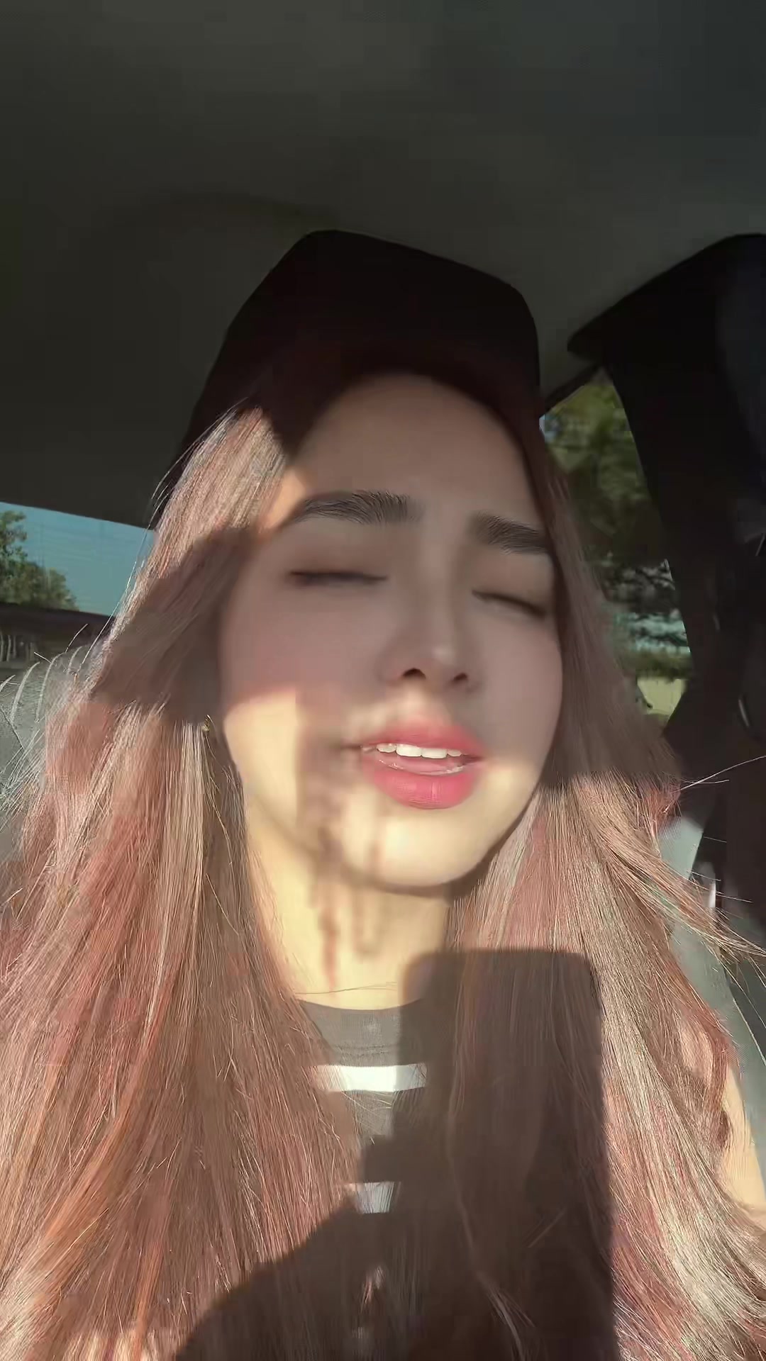 @Ana