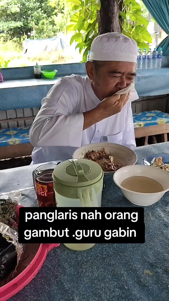 @warung katupat acil ella