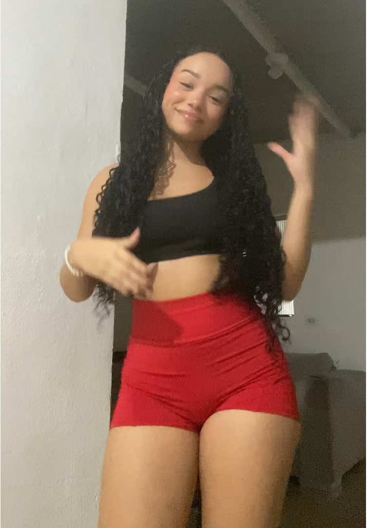 @Laís✨