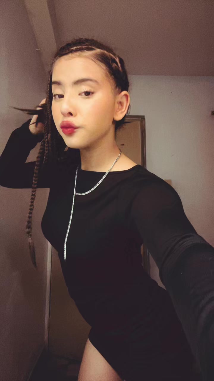 @Jhobethcy 🖤