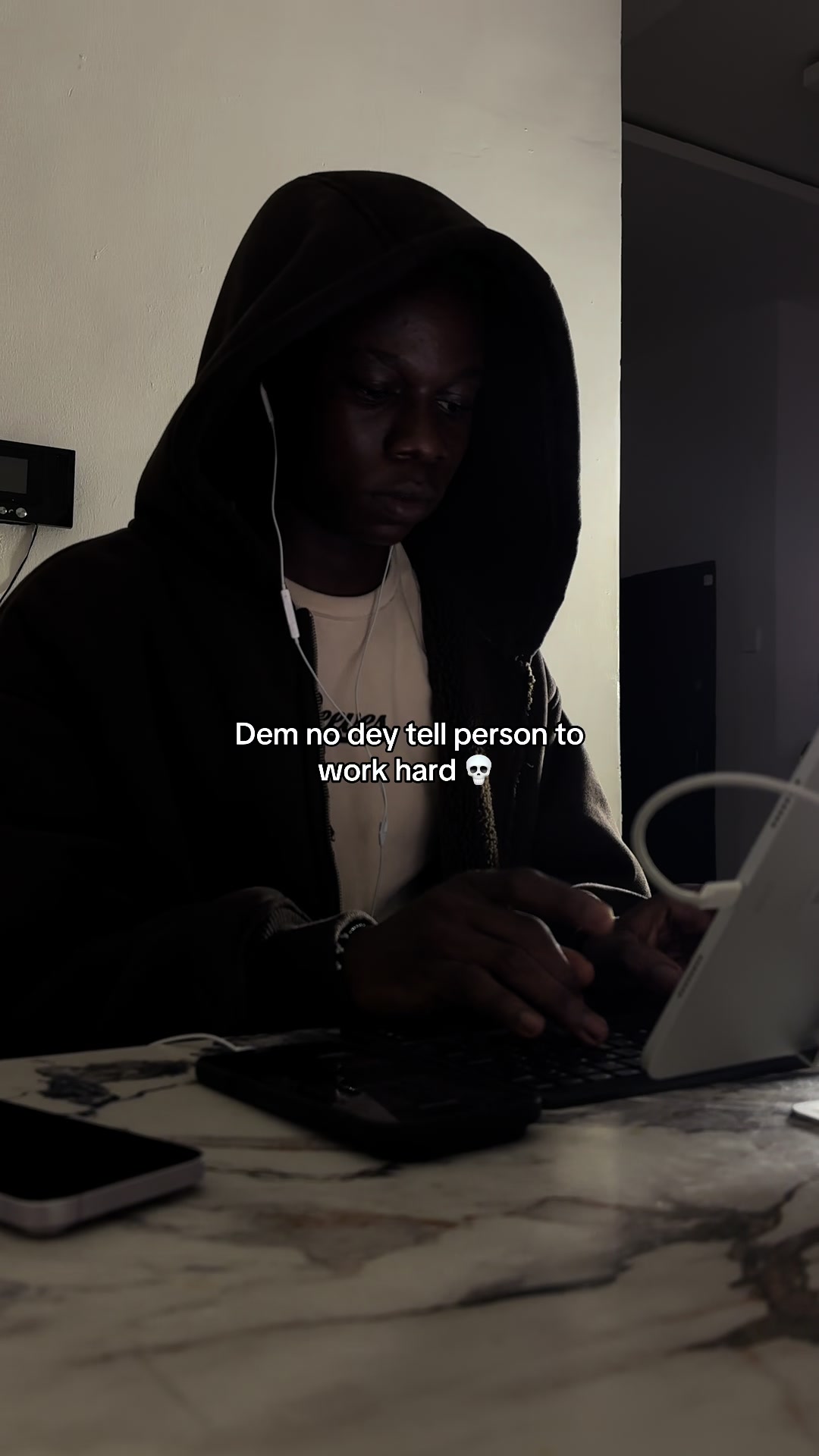 @KUNLE🤍✨