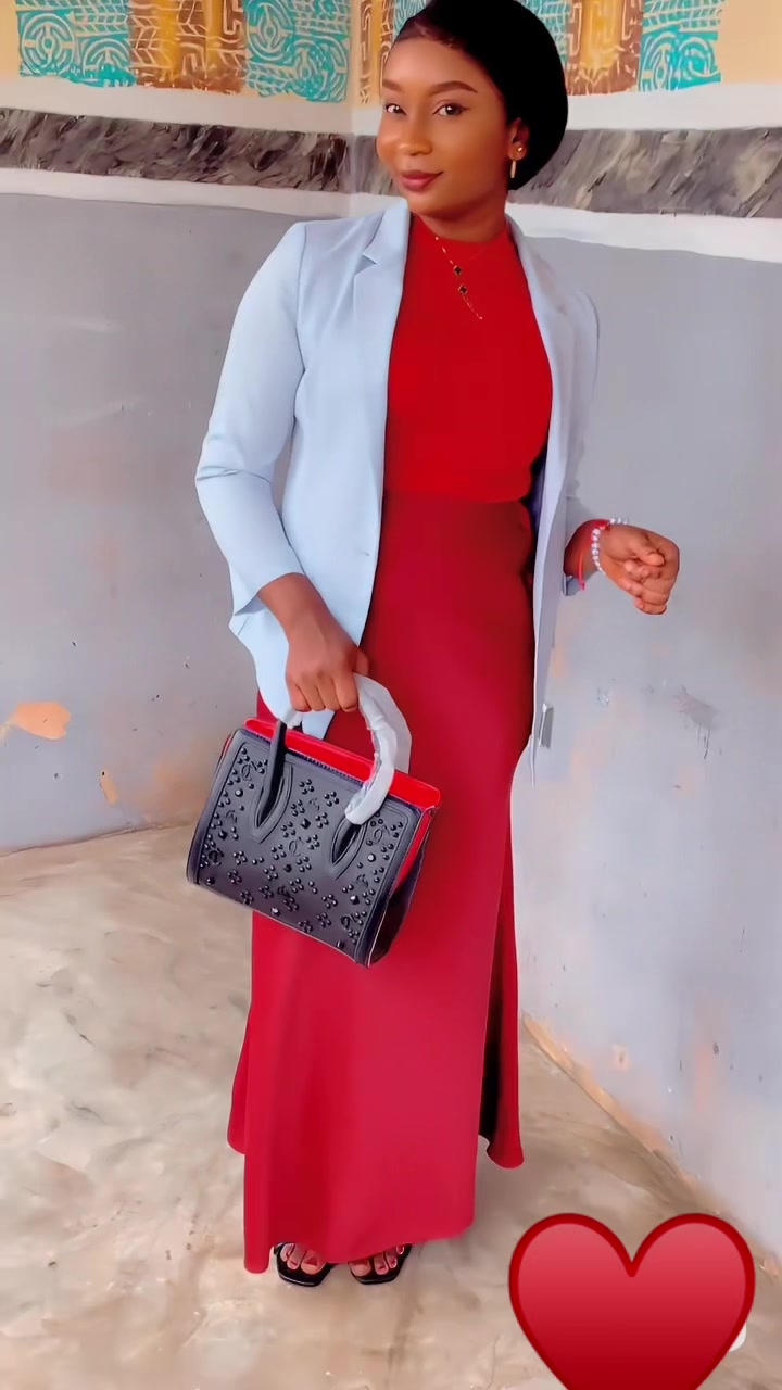 @Ra&iuml;sa la fraise 🍓&hearts;️🥰😘