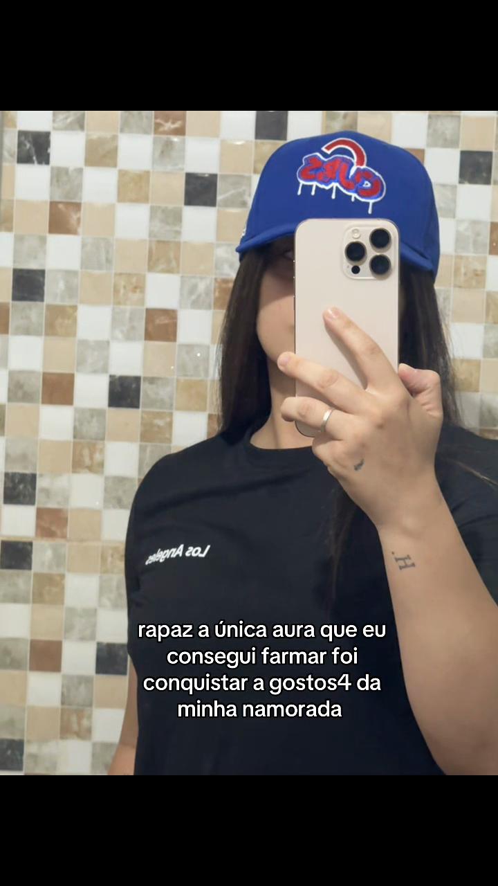 @Ana Thalia