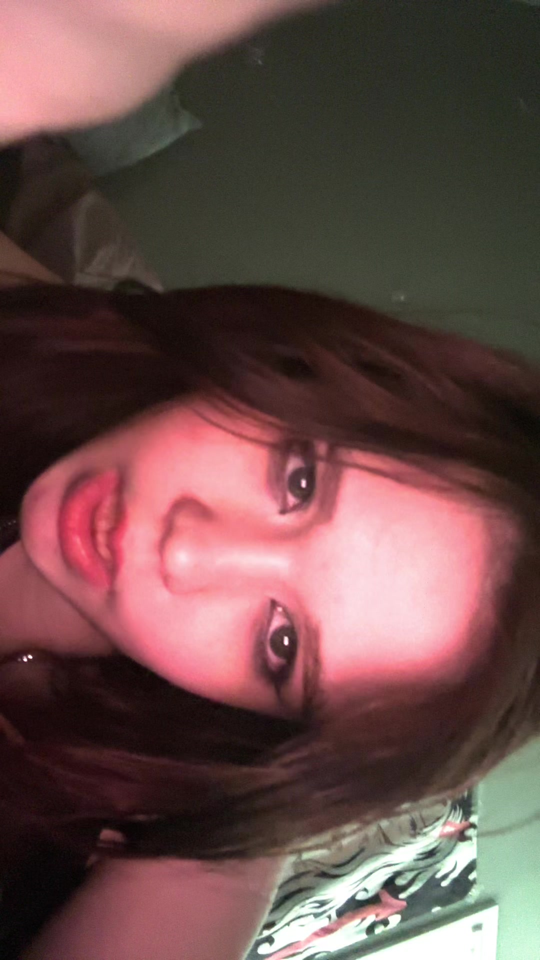 @Strawberry_short_b1tch