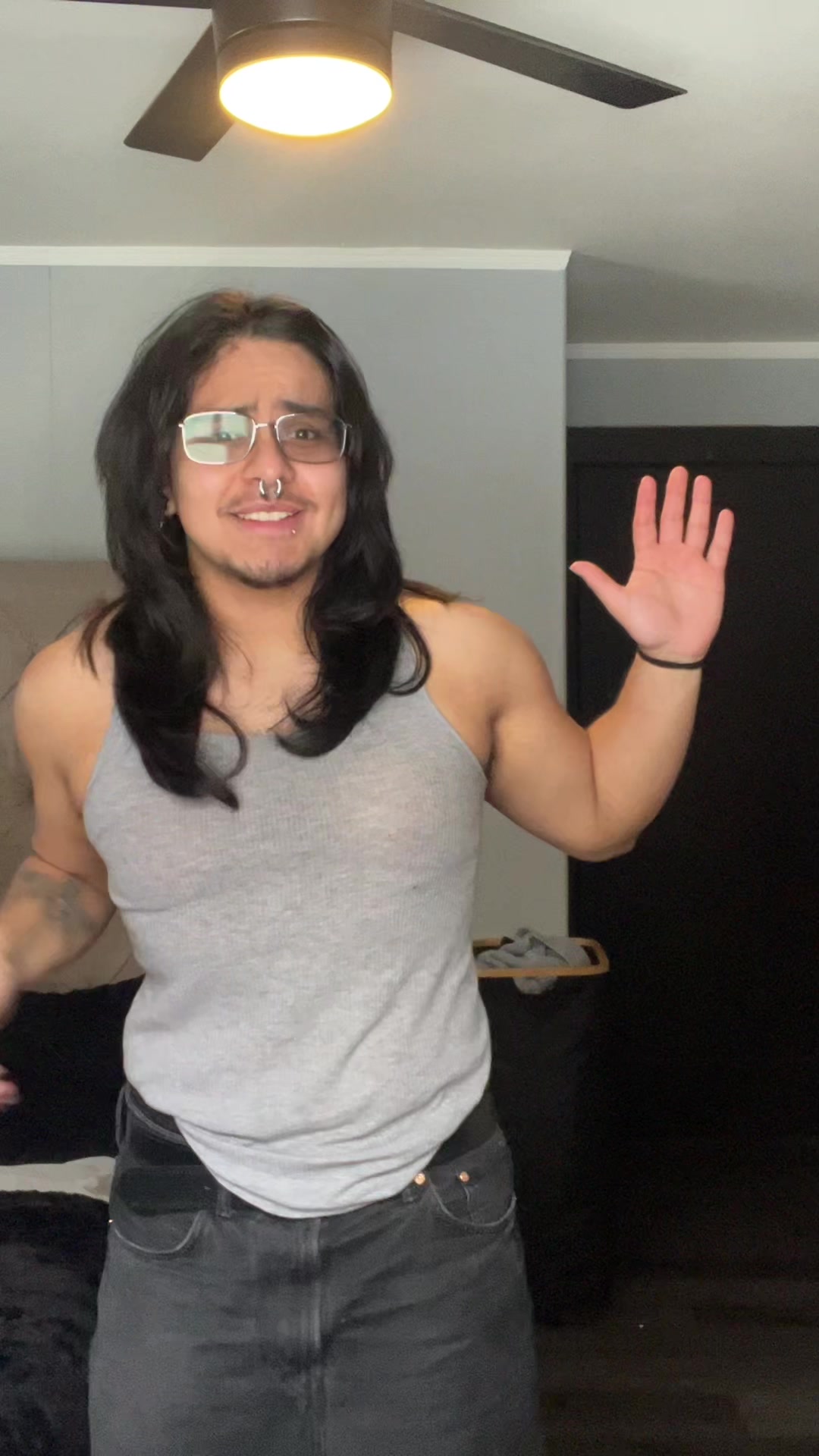 @Akuma