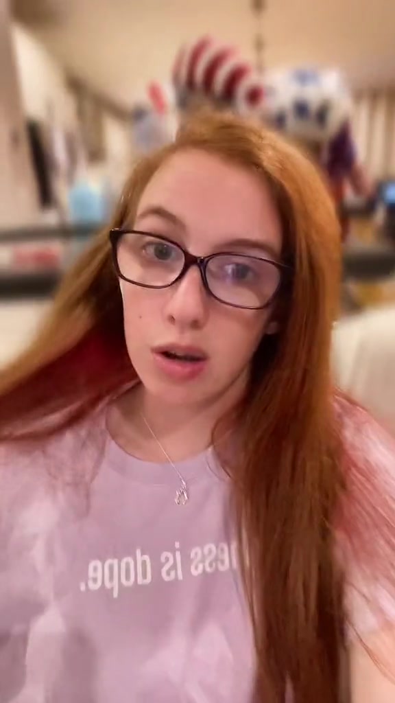 @partygirlle