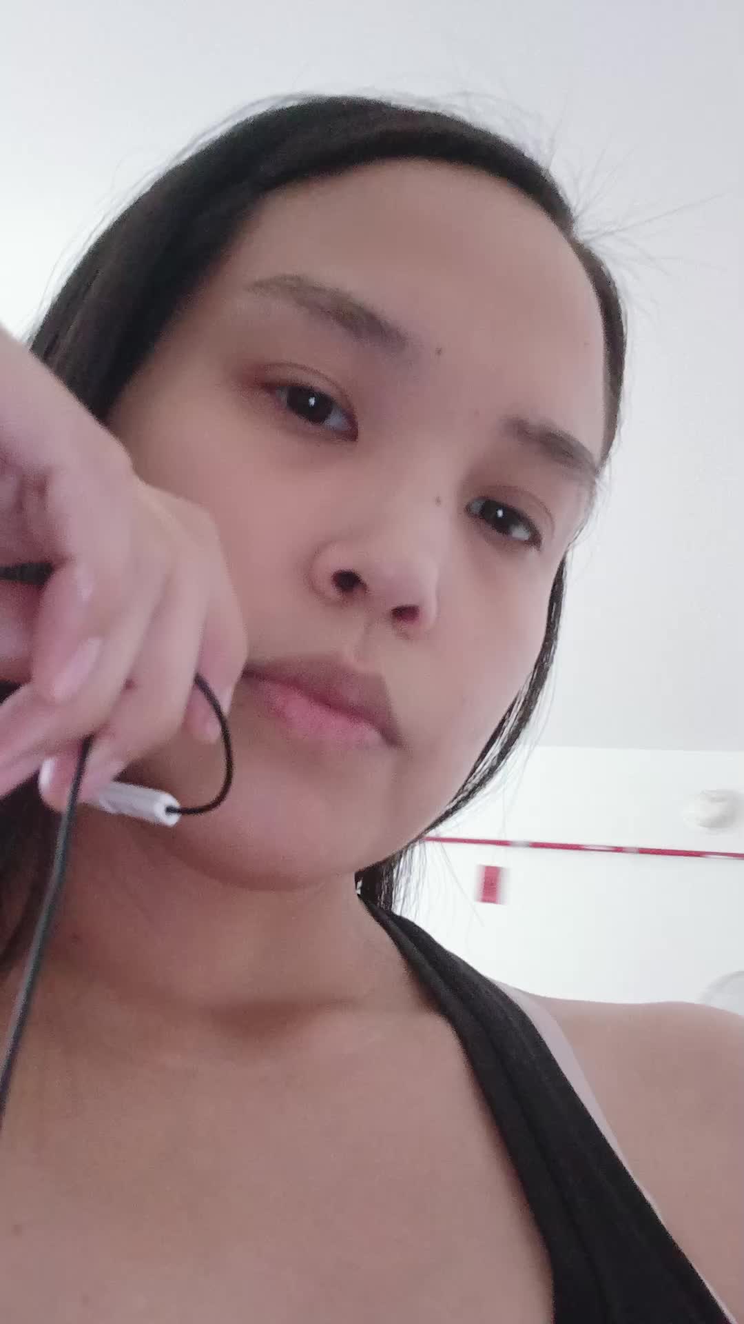 @Eskimo_Gurl_29