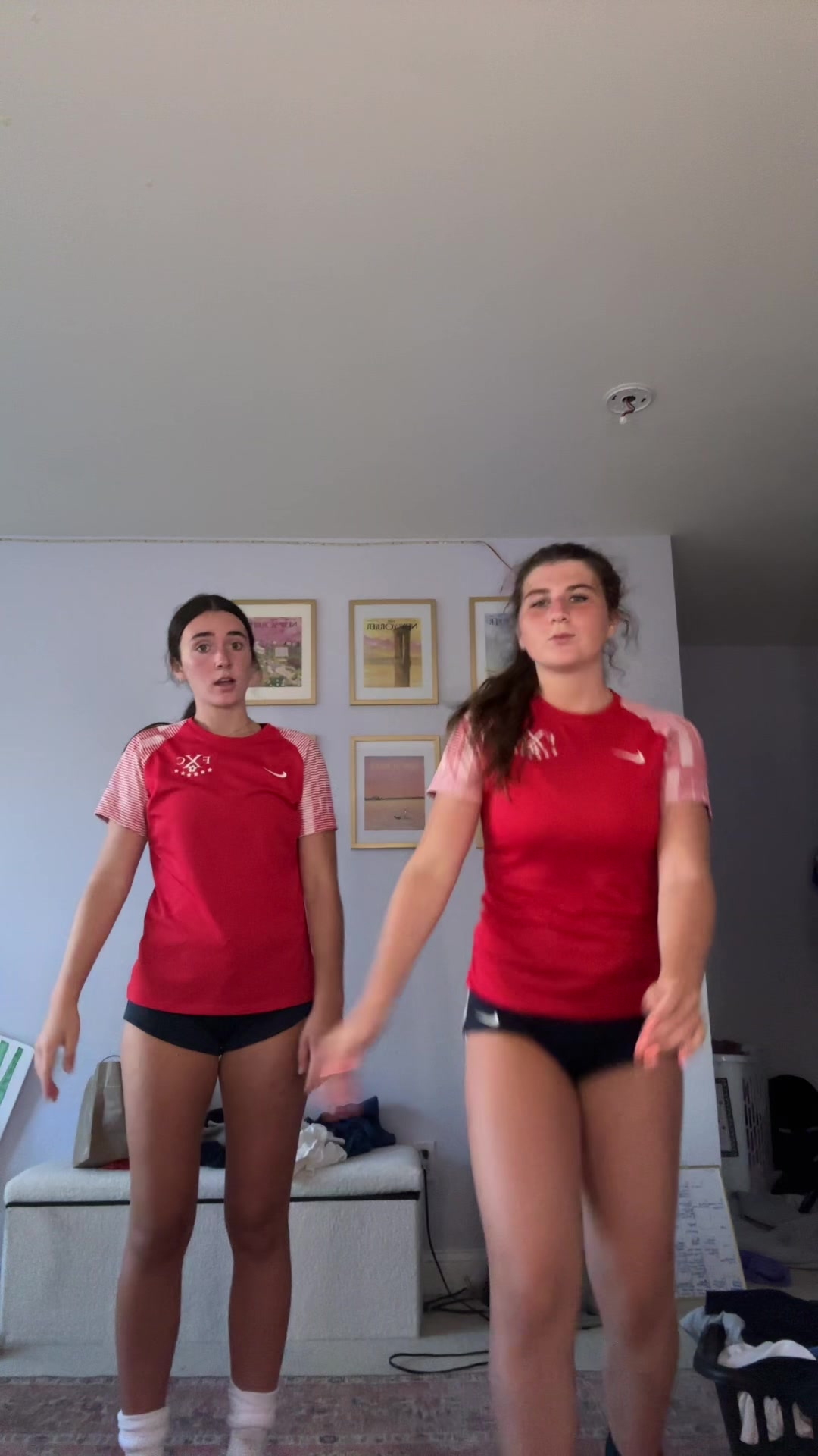 @Liv